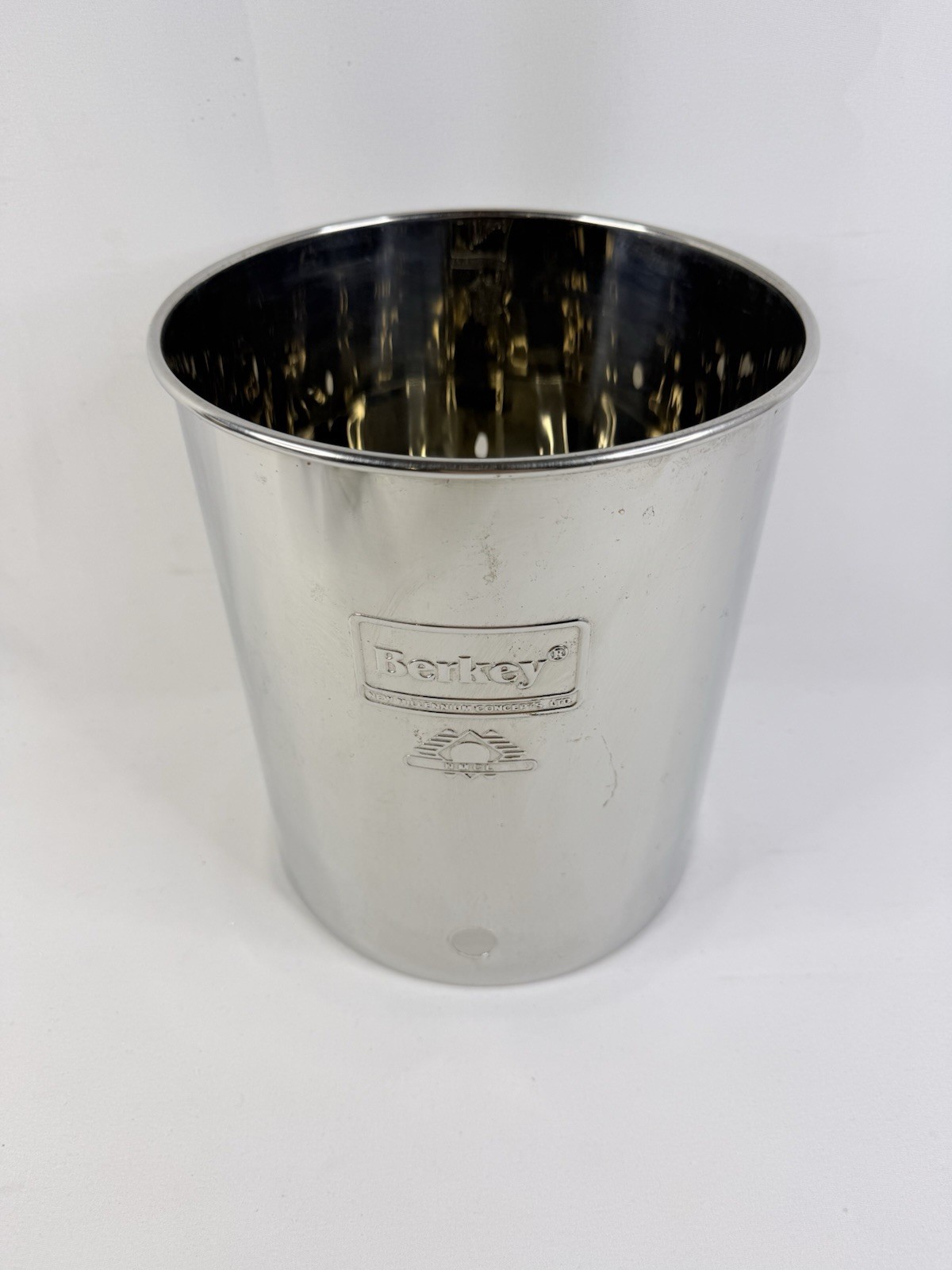 Berkey Water Filter System 2.25 Gallon Stainless Steel Bottom Half Replacment