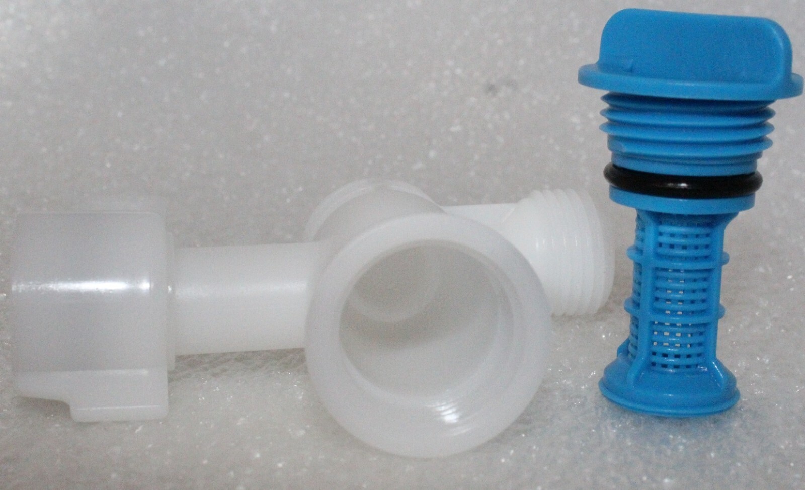 Water Filter 1/2 inch Male to 1/2 inch Female, with strainer to keep lines clean