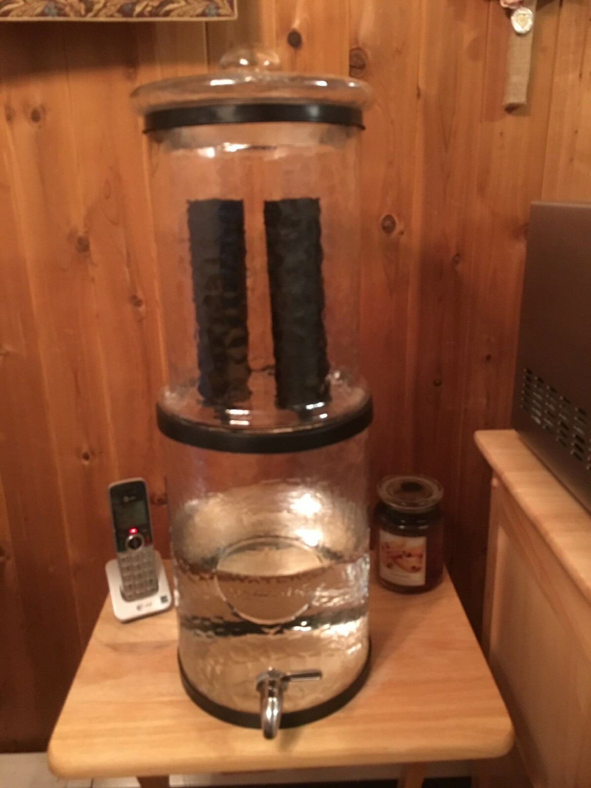 The Water Machine ® water purifier World’s first all-glass gravity water filter.