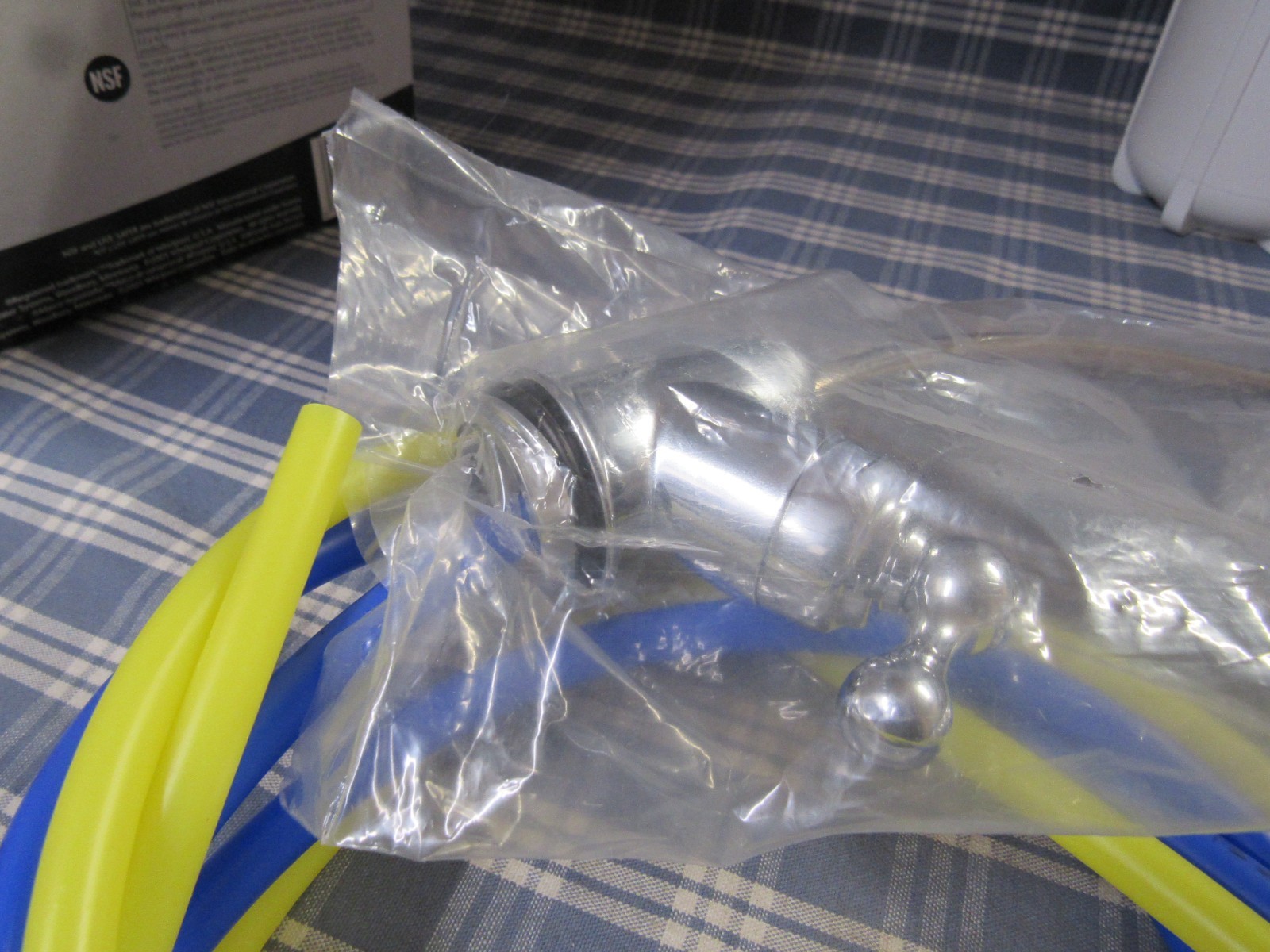 Whirlpool WHED20 UltraEase Undersink Dual Stage Water Filter Kit FREE SHIPPING.