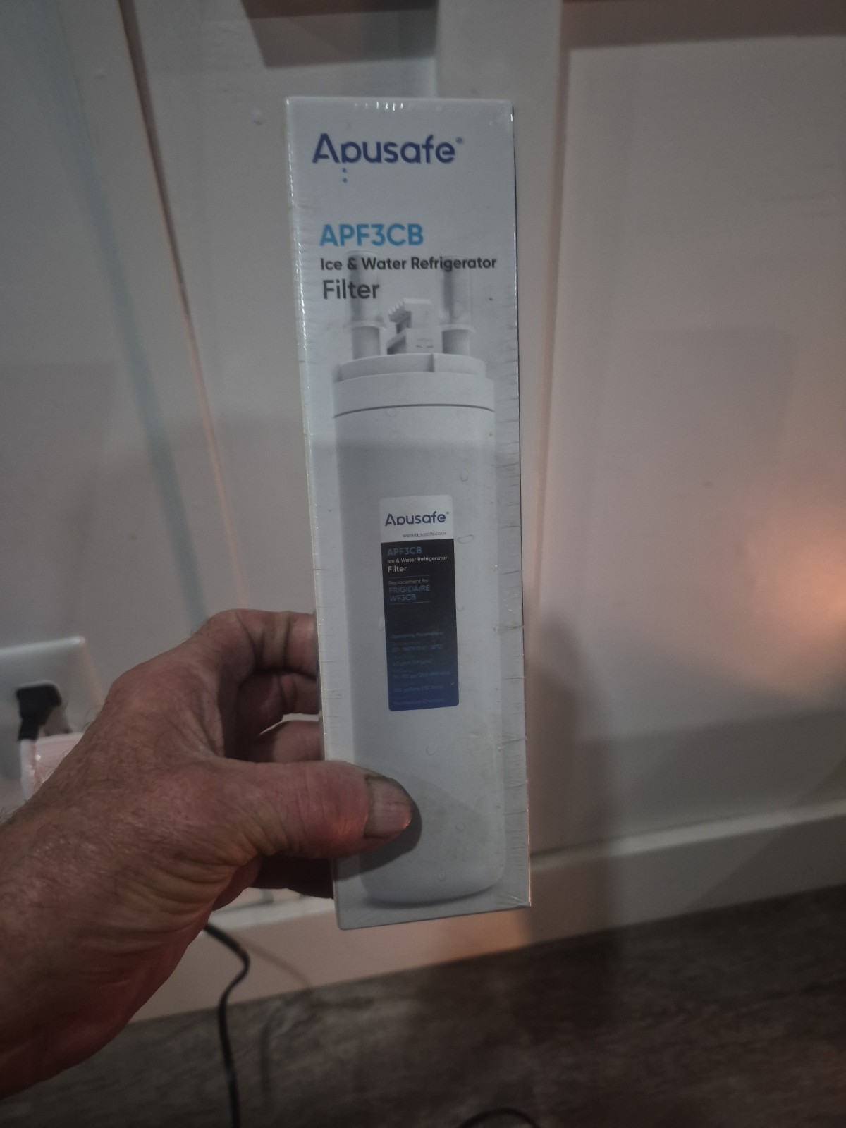 Apusafe apf3cb ice and water filter Replacement for Frigidaire Wf3cb