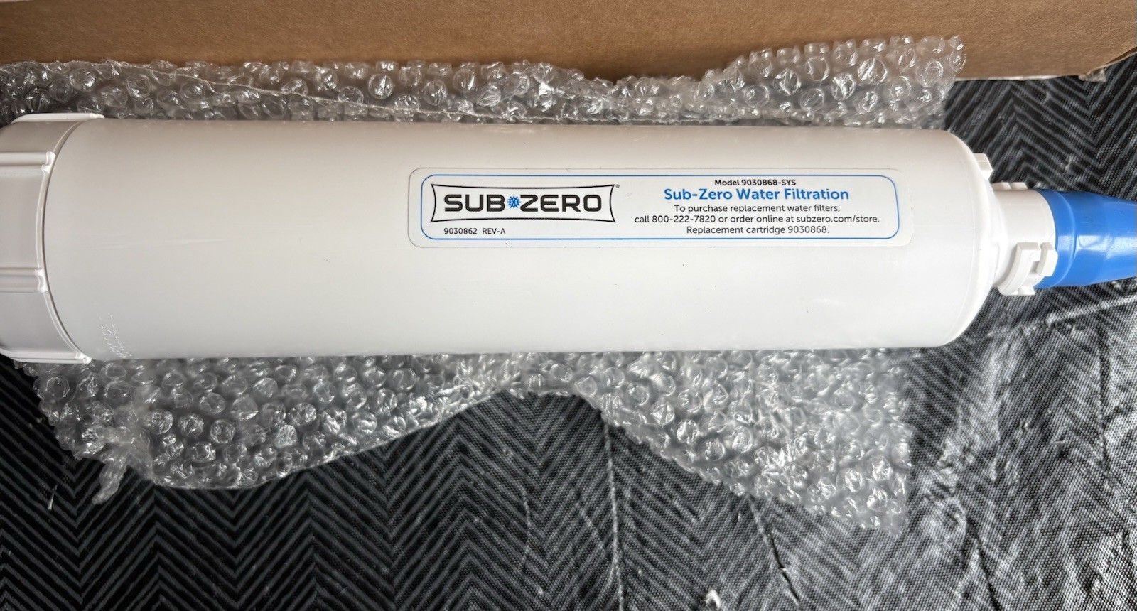 Lot of 4 Sub-Zero Refrigerator Water Filter Cartridges 9030868-SYS