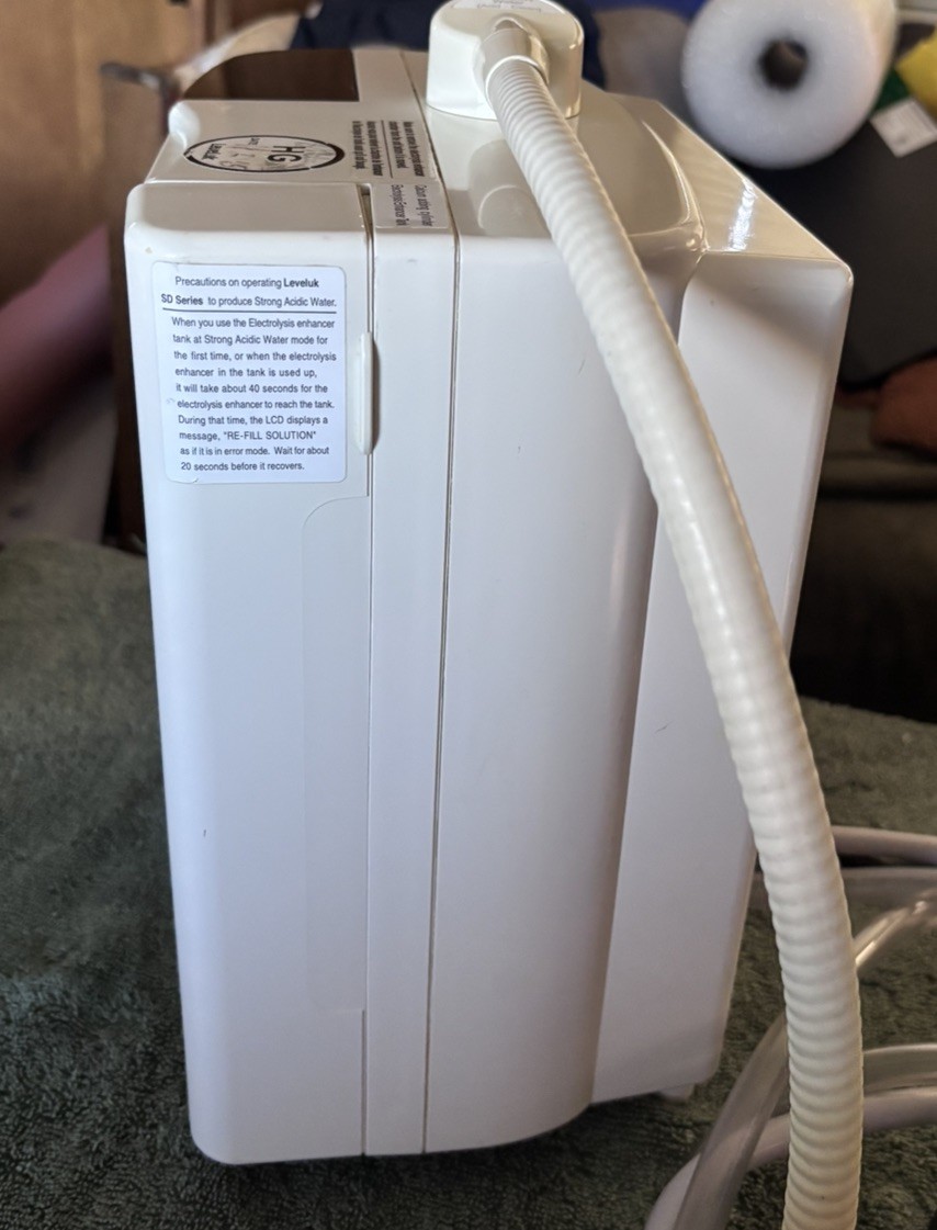 Kangen LeveLuk SD501 Water Ionizer Machine Alkaline Water