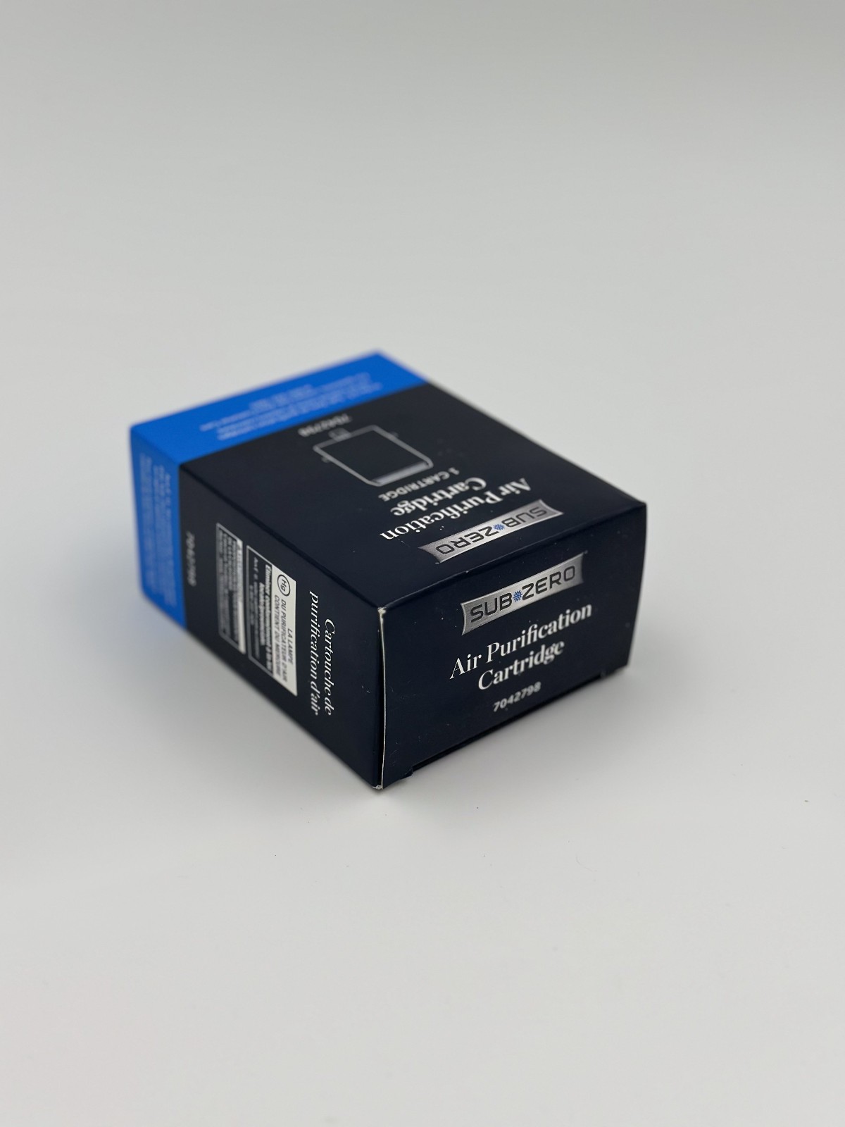 *Never Used* Sub-Zero 7042798 Genuine OEM Air Purification Cartridge