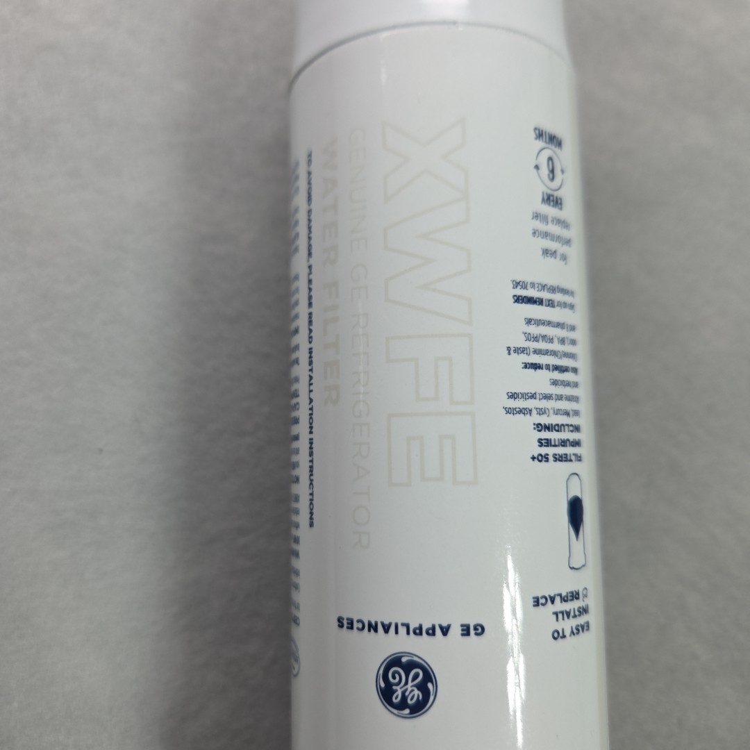 GE XWFE Refrigerator Water Filter White Without Chip New Genuine Filter Open Box