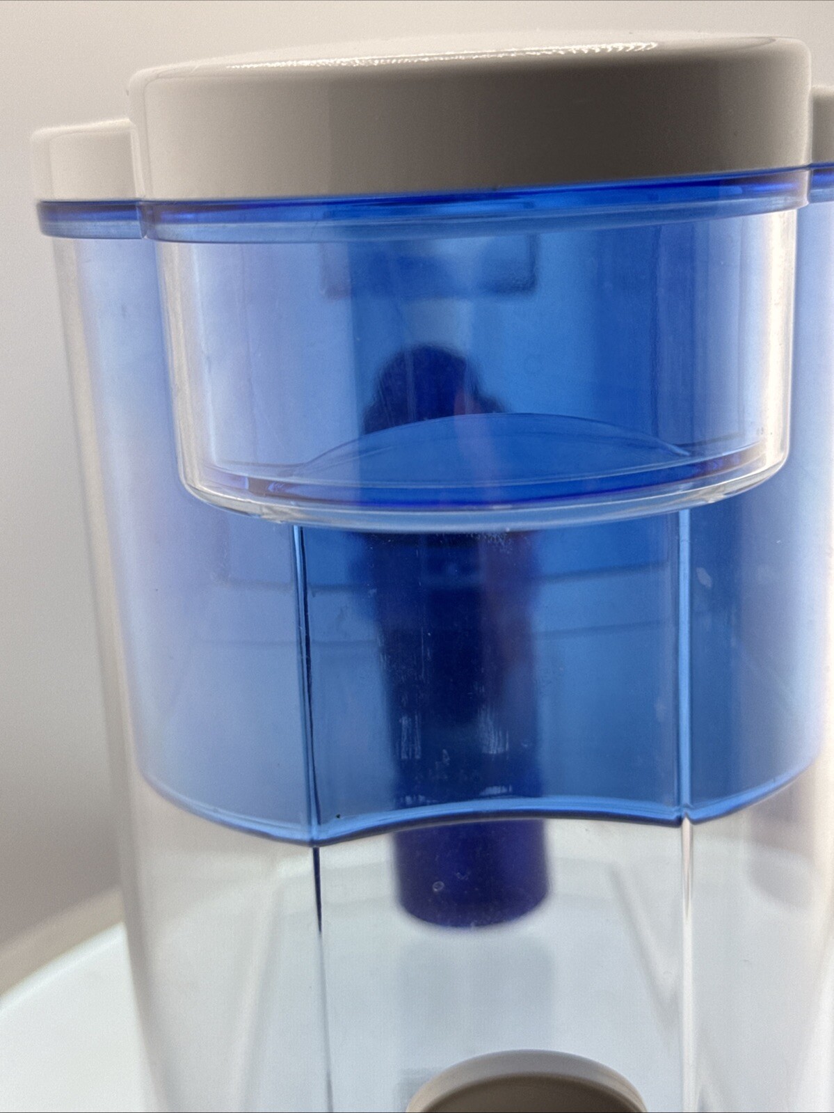 PUR Classic 30-Cup Water Dispenser Filtration System – Blue/White