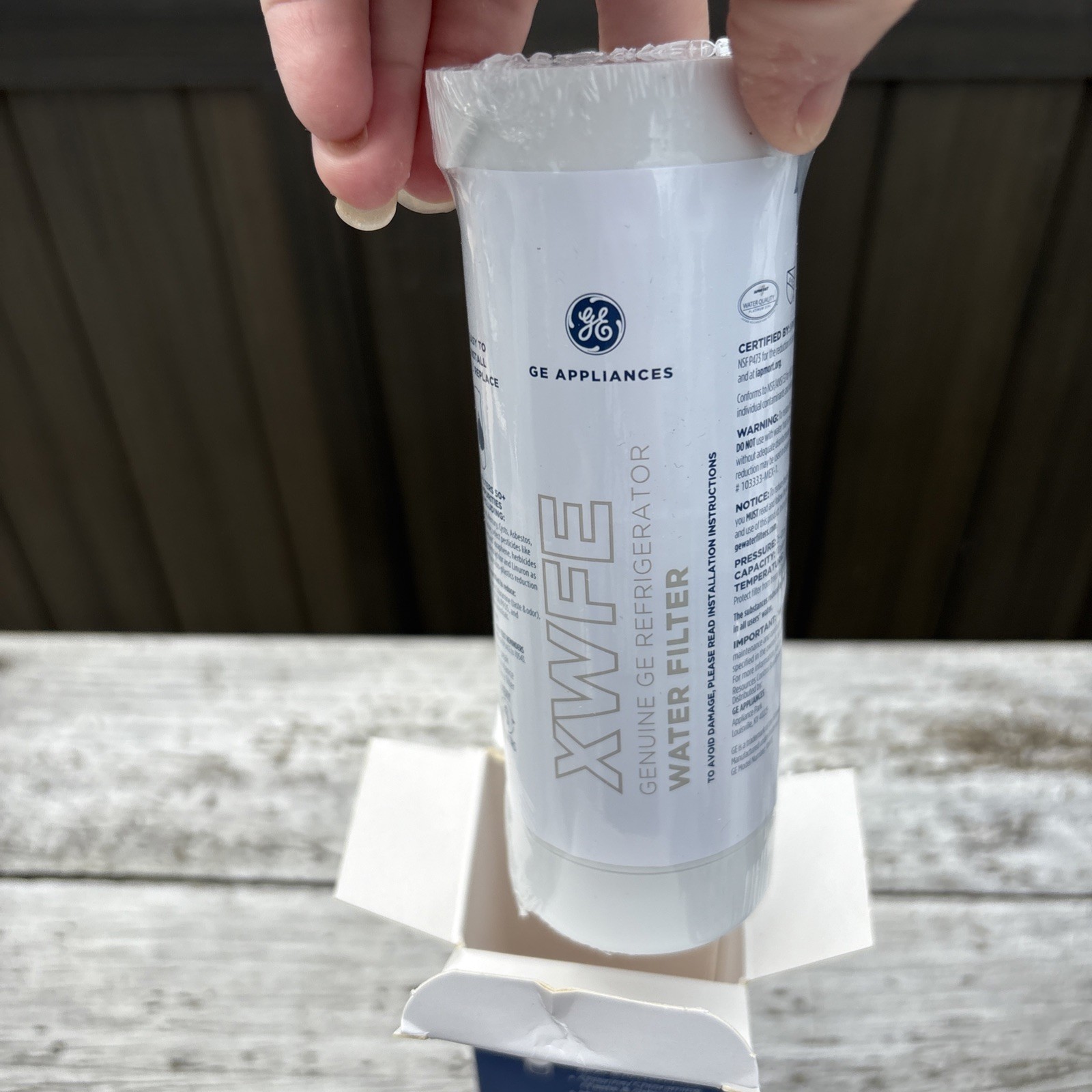 Genuine Brand New GE XWFE Refrigerator Water Filter – White