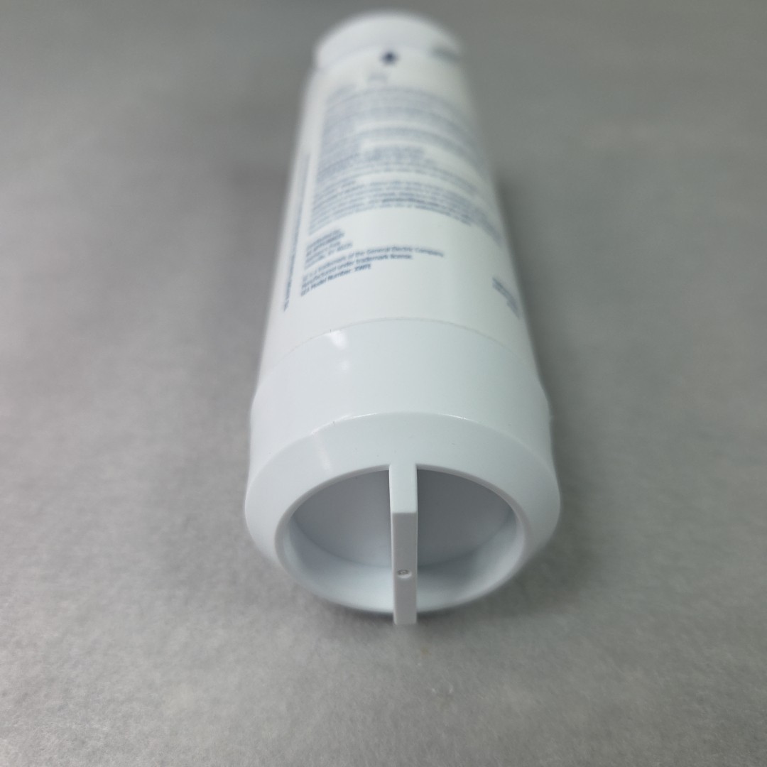GE XWFE Refrigerator Water Filter White Without Chip New Genuine Filter Open Box
