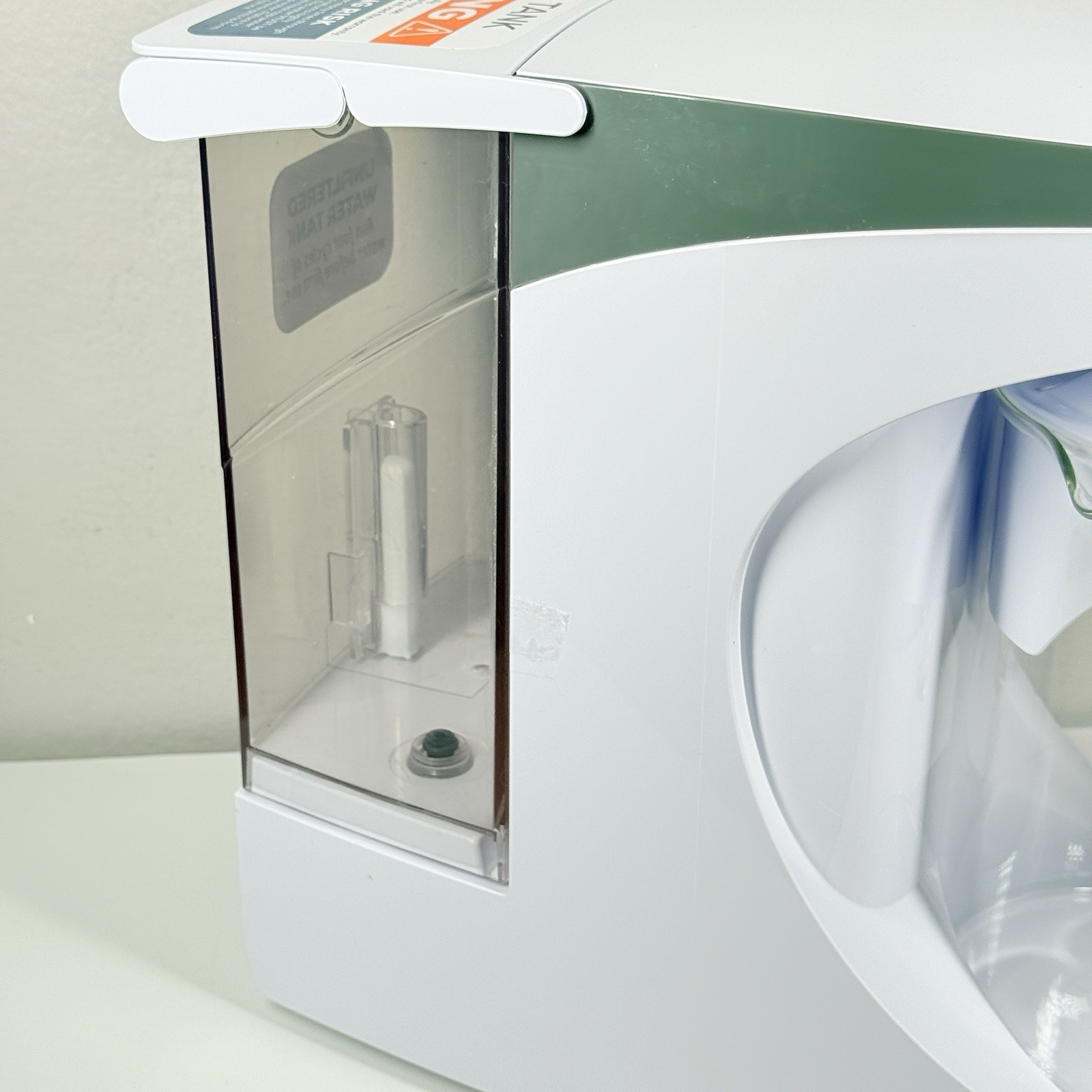 AQUATRU Carafe Countertop Reverse Osmosis Water Purifier No Filters Comes In Box