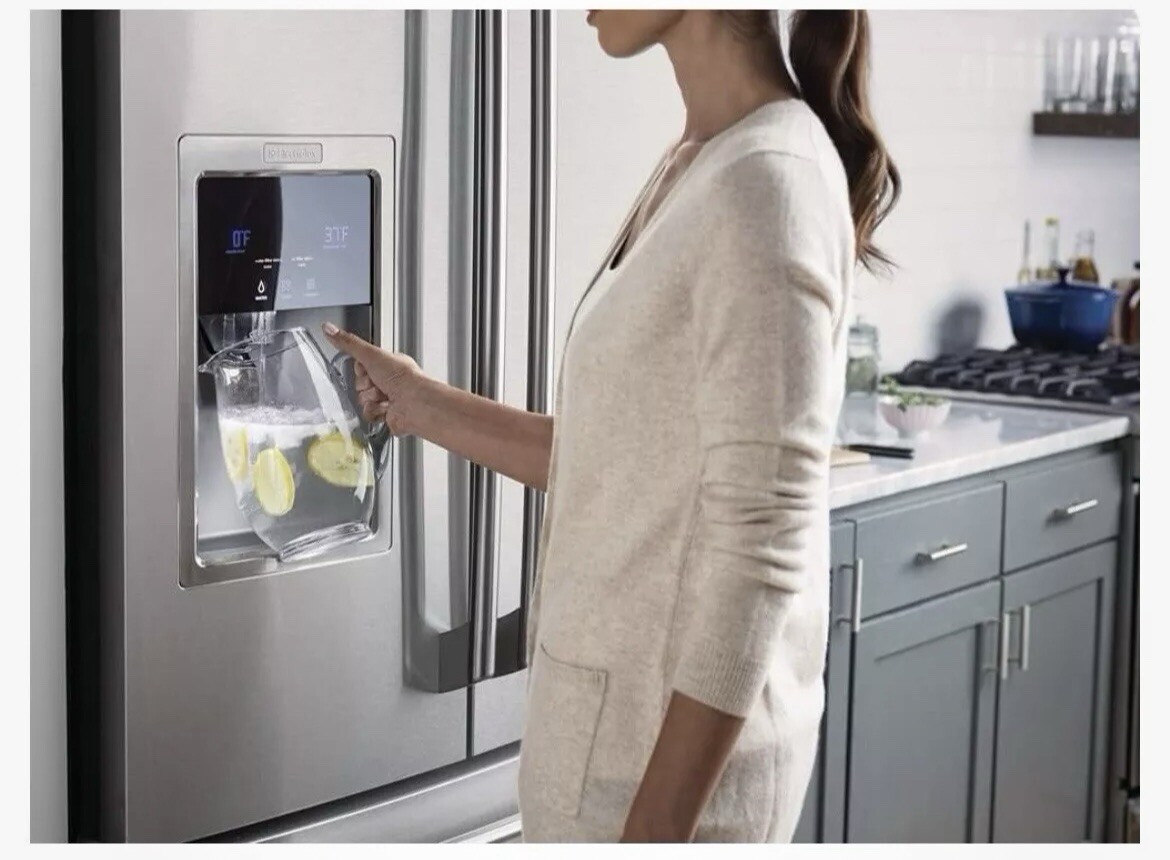 Frigidaire WF3CB Water Filter for Frigidaire Refrigerator – White