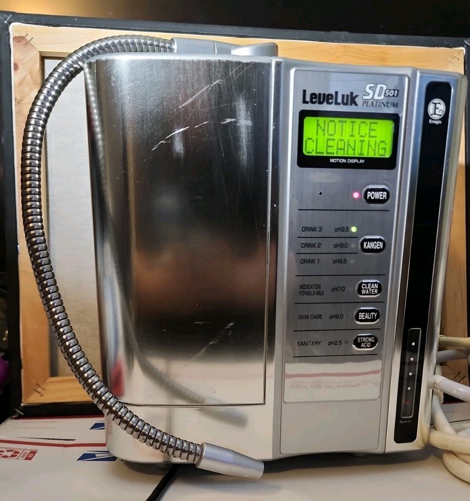 Enagic Leveluk SD501 Platinum Alkaline Ionizer Water Filter Silver