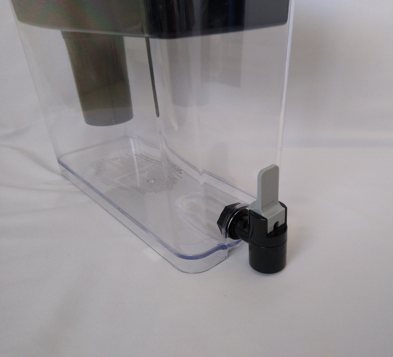Brita Extra Large Ultramax 27 Cup Black Filtered Water Dispenser Filtration Syst
