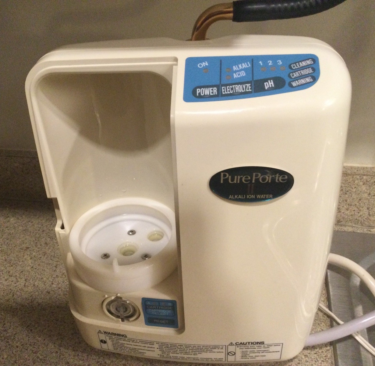 Toyo Pure Porte II Gold Water Ionizer TYH-81 from 2006 (now Leveluk)