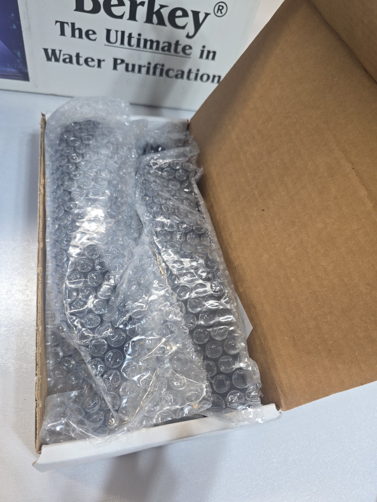 Berkey Light Water Filtration System W/2 Black Filter Elements ****READ***