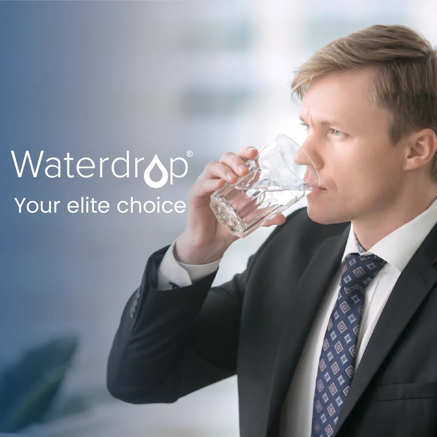 Waterdrop 10-Cup Water Filtration Pitcher, Long-lasting 200 Gallons, BPA Free