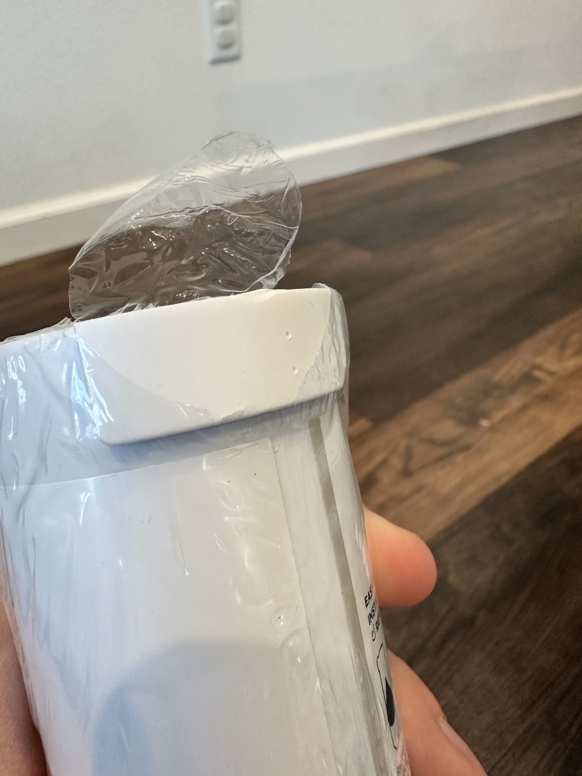 GE XWFE Refrigerator Water Filter DAMAGED BOX read & View Photos