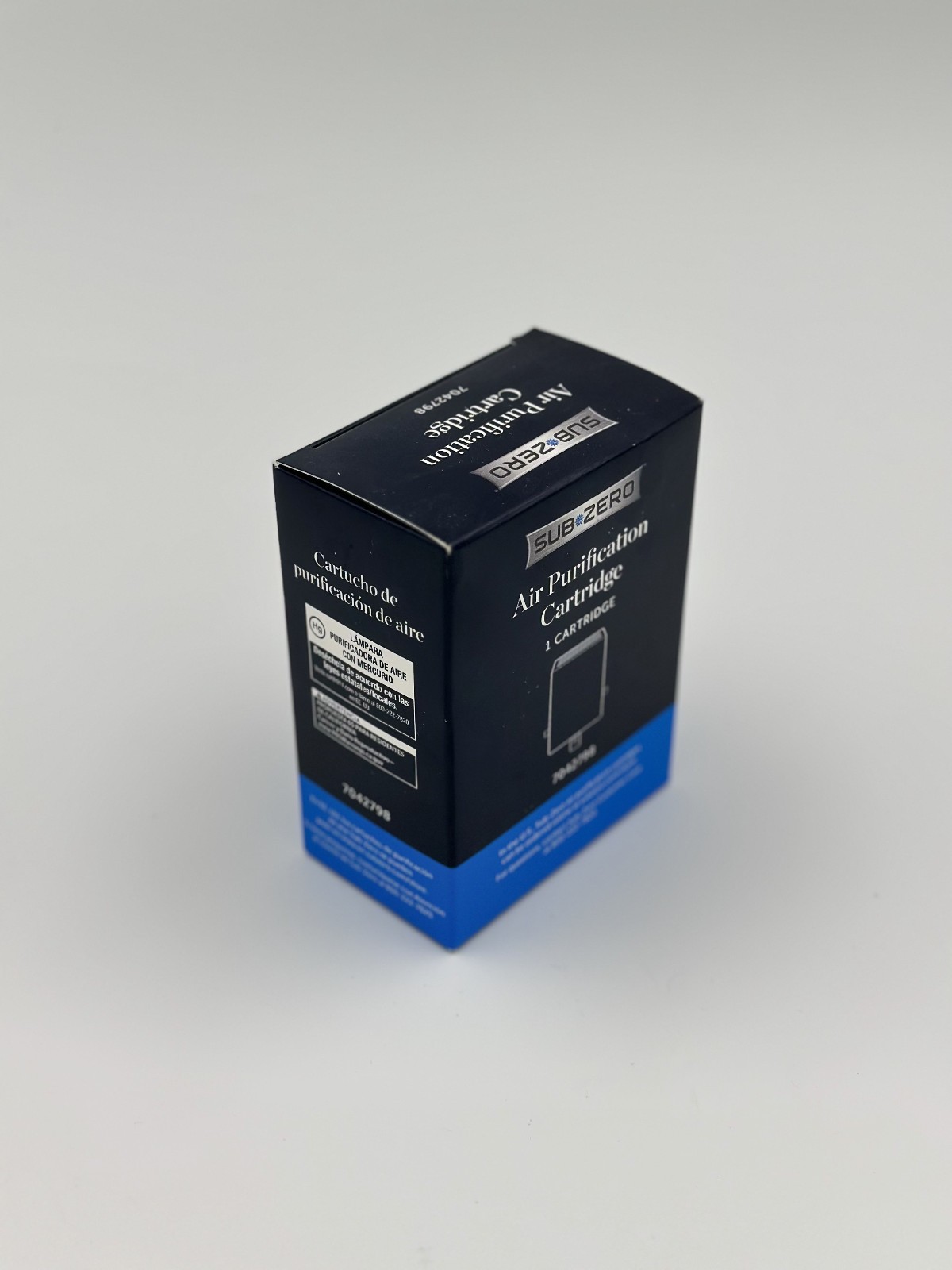 *Never Used* Sub-Zero 7042798 Genuine OEM Air Purification Cartridge