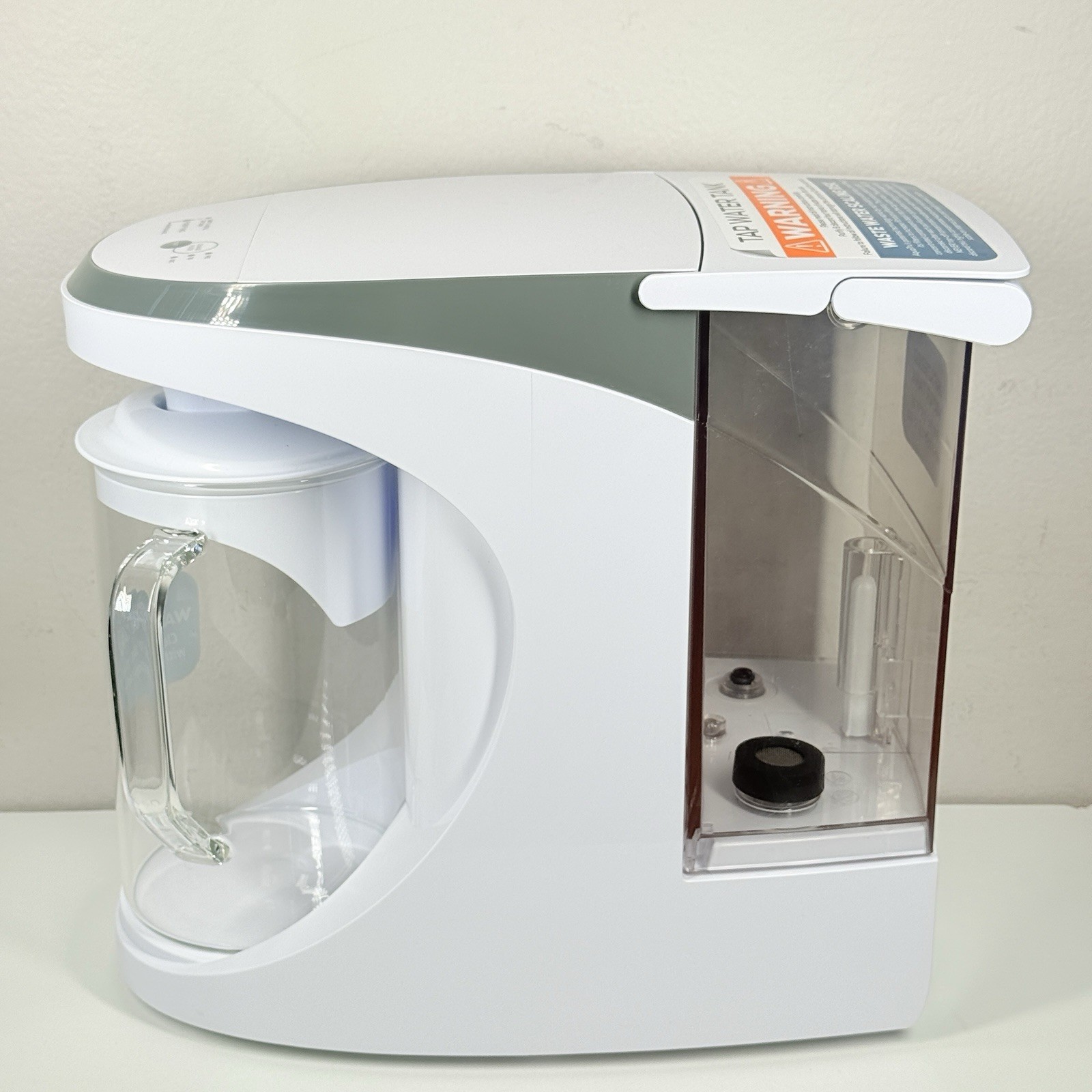 AQUATRU Carafe Countertop Reverse Osmosis Water Purifier No Filters Comes In Box