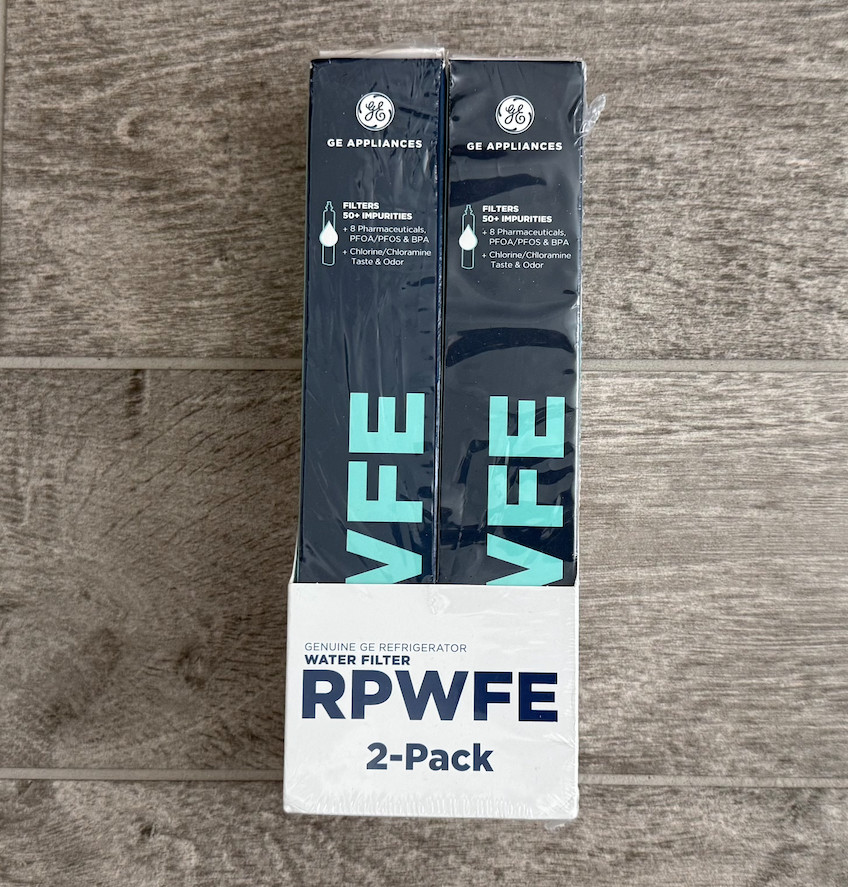 GE RPWFE Refrigerator Water Filter Genuine Replacement Lead Reduction (2-Pack)