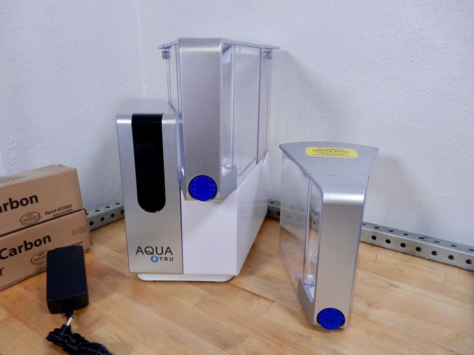 AQUA TRU AquaTru Reverse Osmosis Countertop Water Filter BPA Free + EXTRA Tank