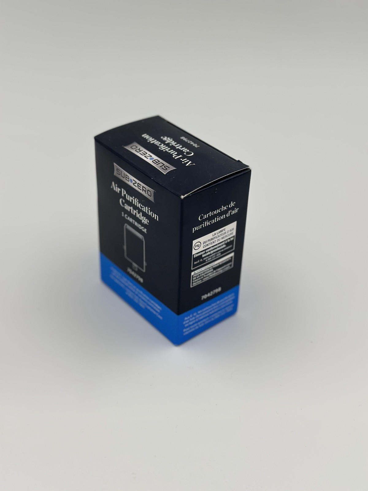 *Never Used* Sub-Zero 7042798 Genuine OEM Air Purification Cartridge