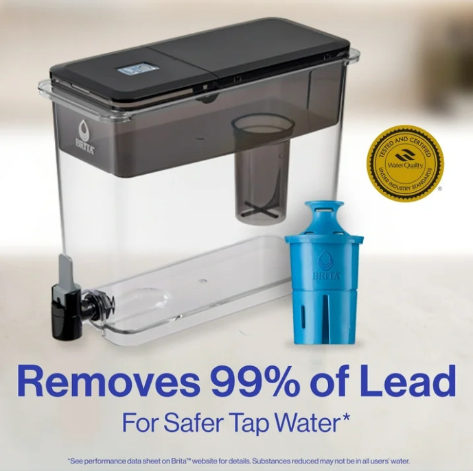 Brita Extra Large Ultramax 27-cup black water dispenser with 1 Elite filter