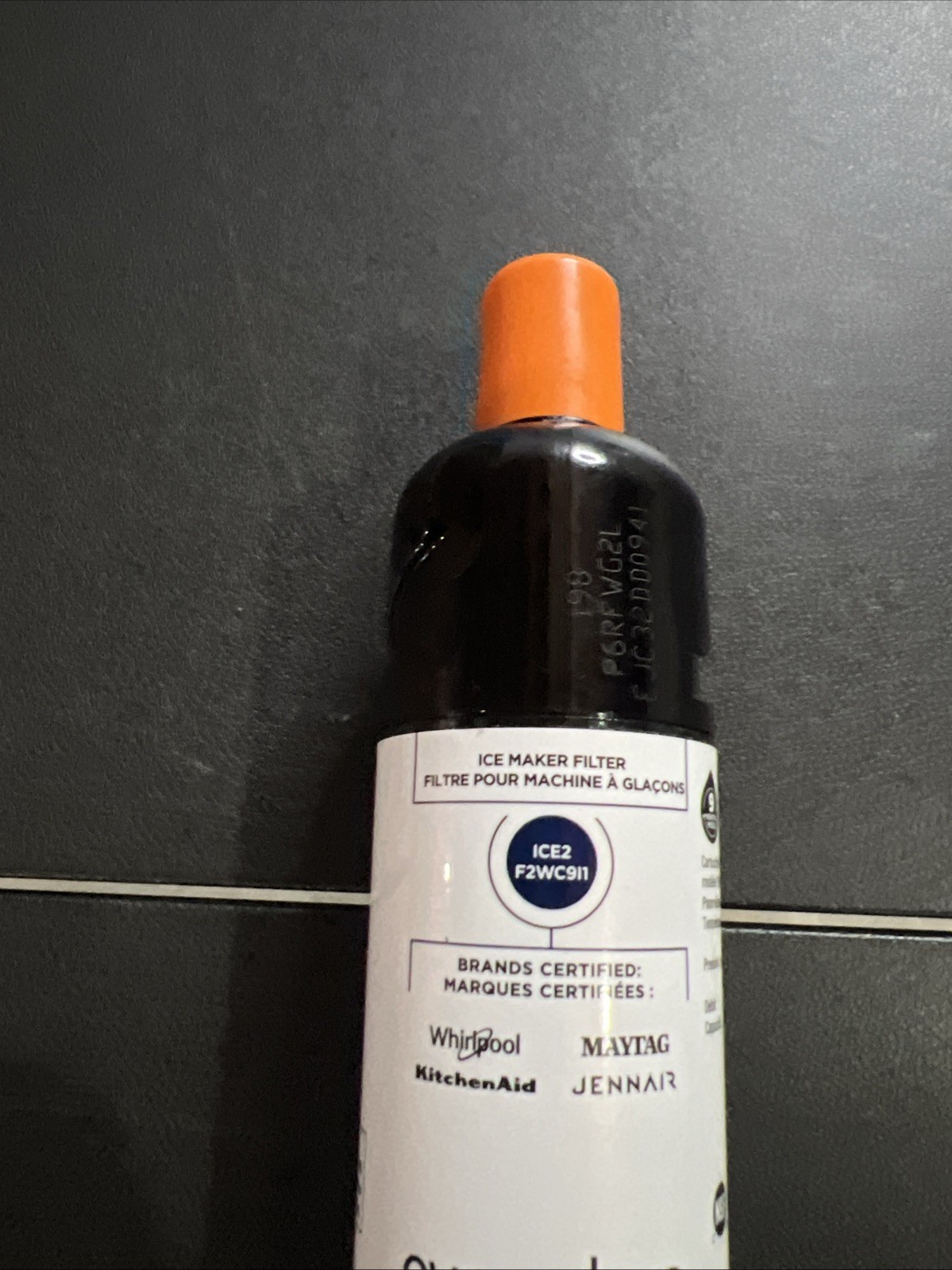 EveryDrop 2 Ice And Water Refrigerator Water Filter ΕDR2RXD1 White Orange