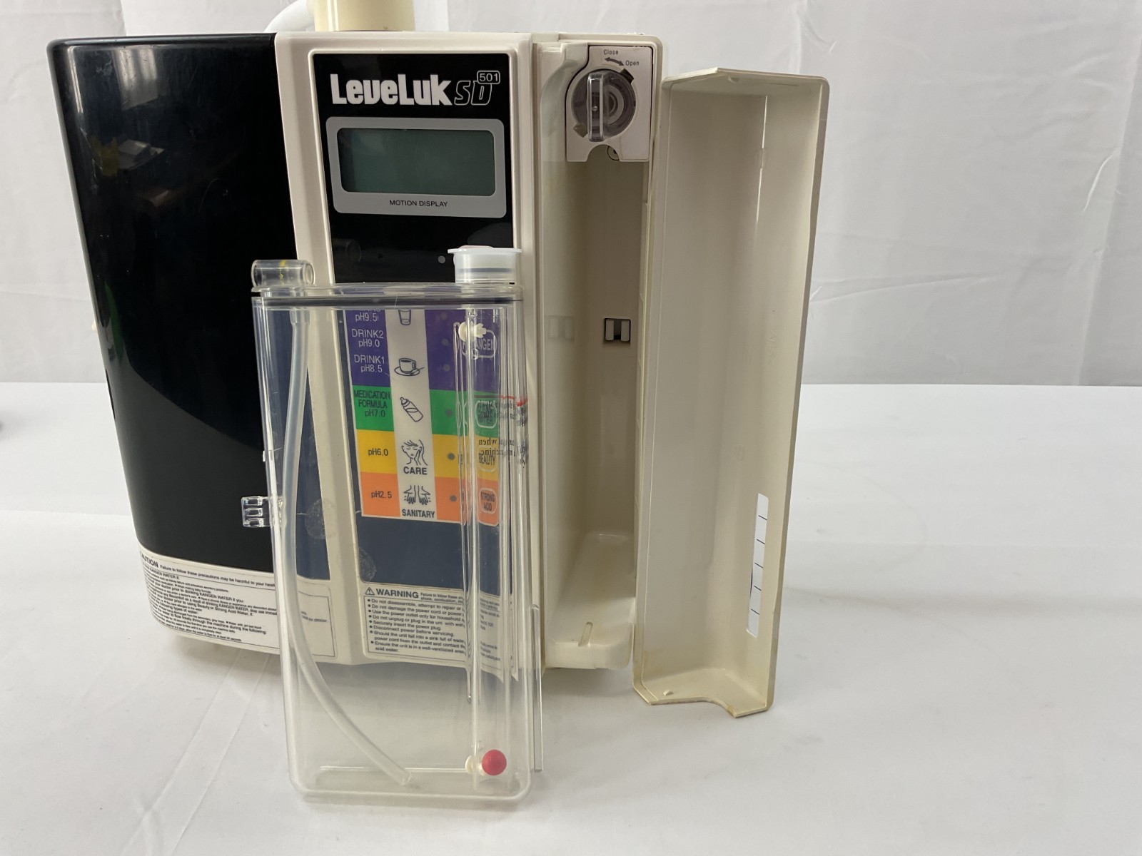 Kangen LeveLuk SD501 Water Ionizer 7-Plate Alkaline Machine – Cosmetic Crack