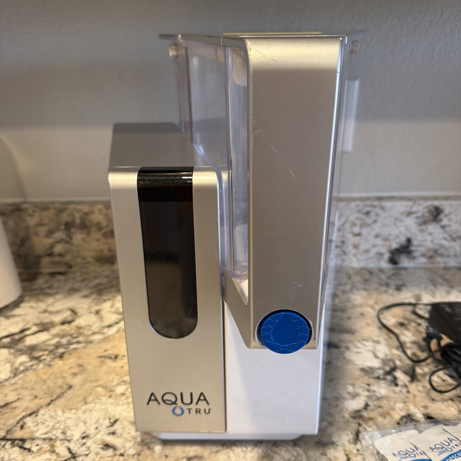 AquaTru Classic AT2010 Water Purifier Countertop System W/ Filter Osmosis