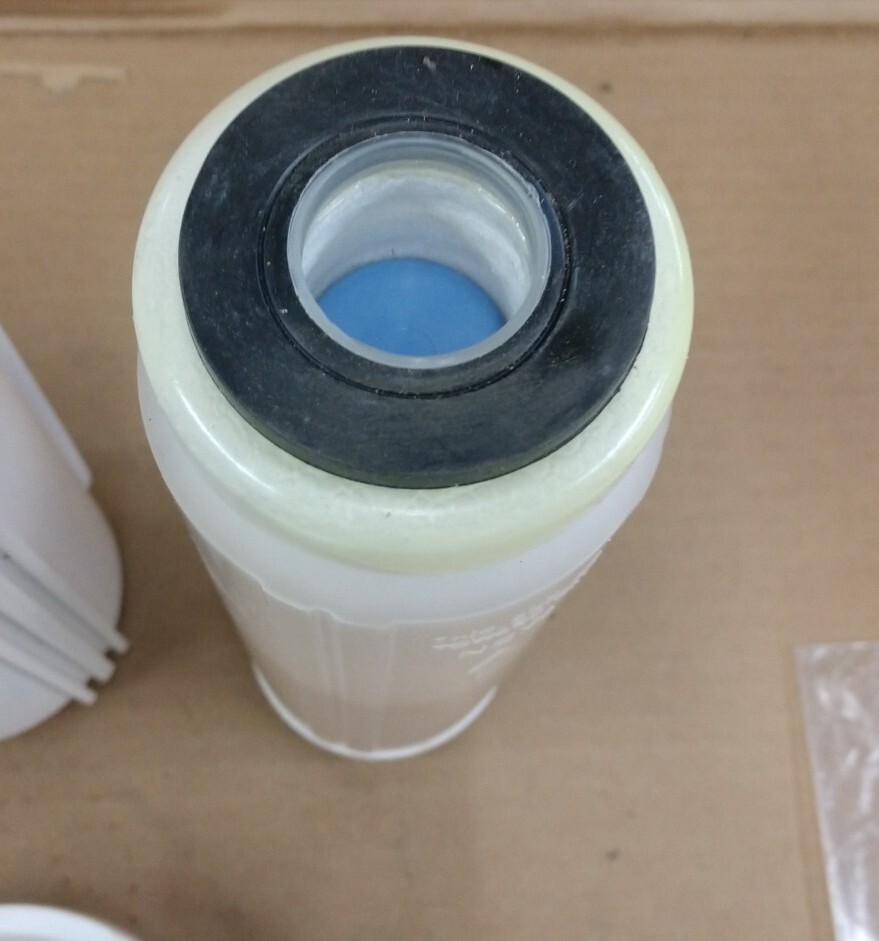 Lot of Two – Unbranded Water Filters and Cannisters – Used Cannisters