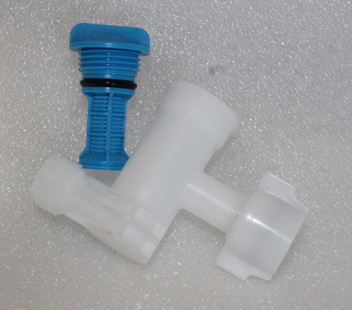 Water Filter 1/2 inch Male to 1/2 inch Female, with strainer to keep lines clean