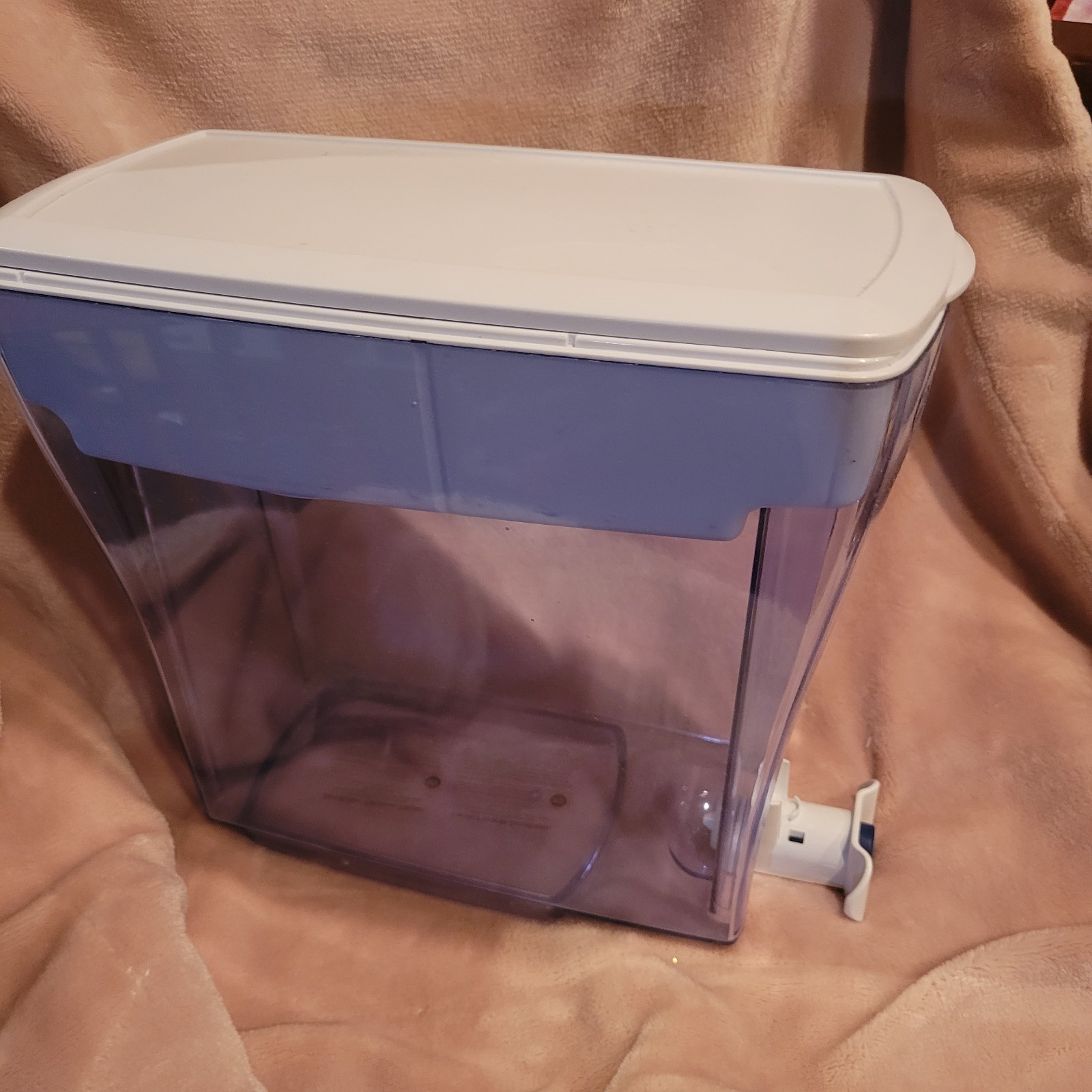 Zero Water Filtration Pitcher Only Dispenser Filtered Health Wellness No Filter
