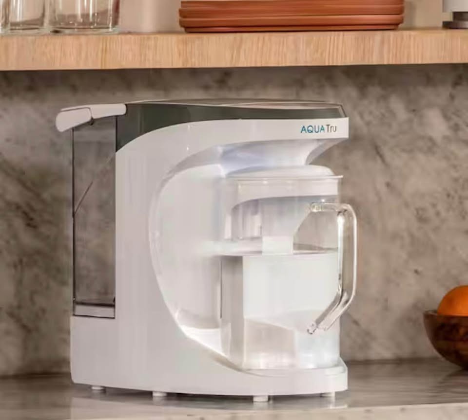 NEW AquaTru Carafe Countertop Water Purifier – Model AT100