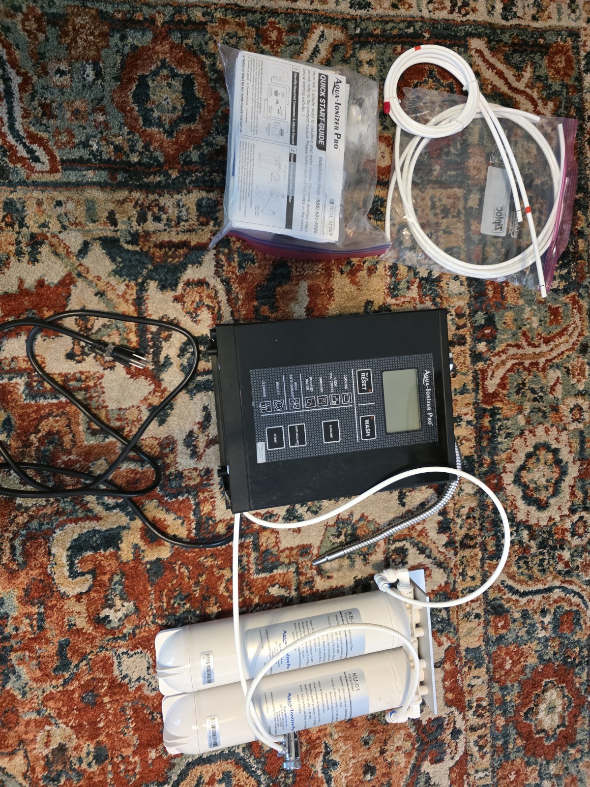 Aqua Ionizer Deluxe 9.5 with Adapter Faucet