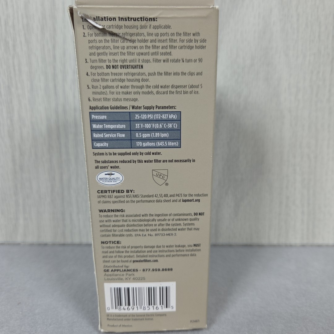GE XWFE Refrigerator Water Filter White Without Chip New Genuine Filter Open Box