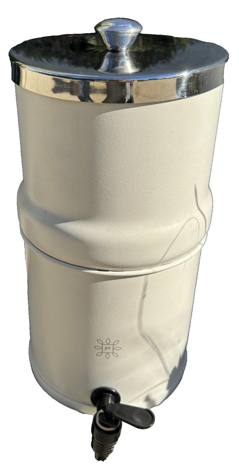 The Pure Co Countertop Water Filter System Decanter Gravity Fed Ivory 1 Gallon