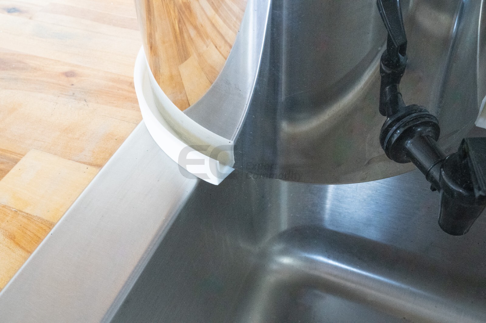 Made in America Berkey AntiLeak Base for Big 2.25 Gallon (White)