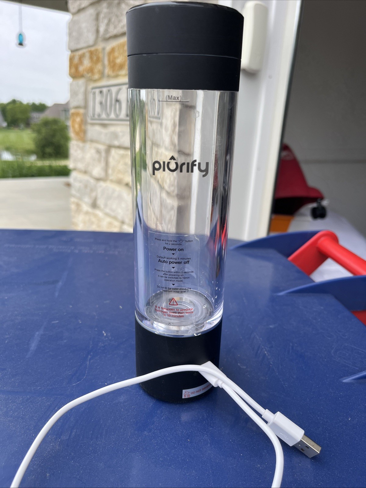 PIURIFY Hydrogen Rechargeable Water Bottle Generator 9.5 oz – USED