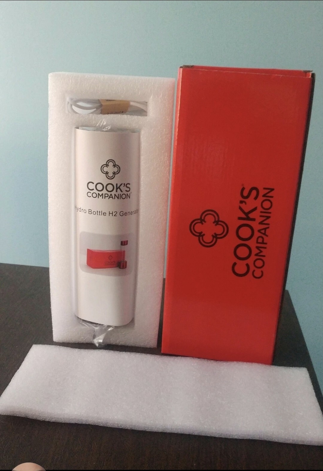14 oz Silver Cooks Companion Hydro Bottle H2 Generator New