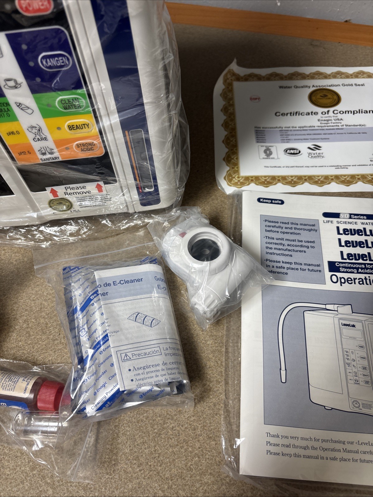 Kangen Enagic Leveluk SD501 Platinum Water Ionizer Filter Machine!! NEW!!