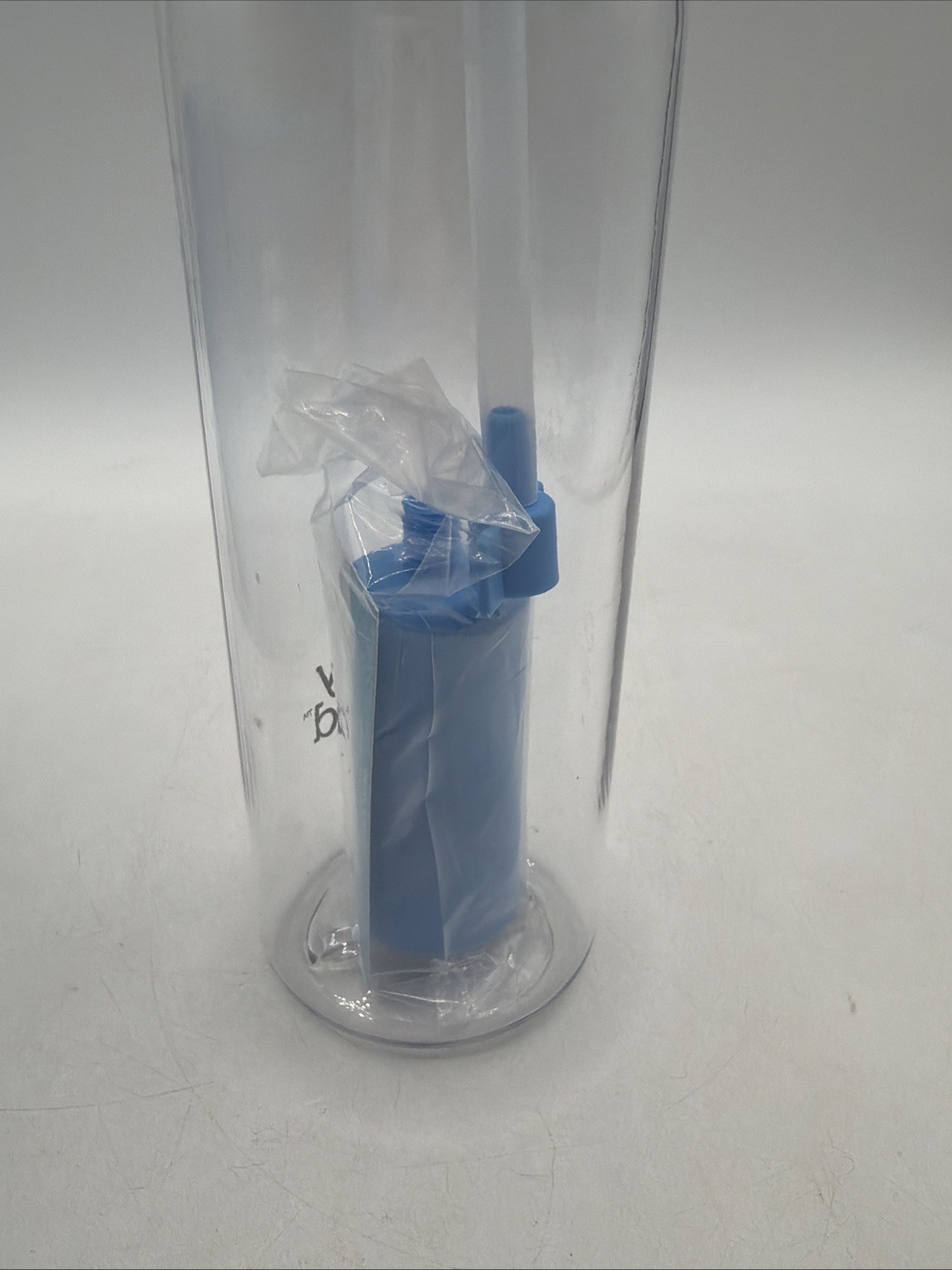 ClearlyFiltered Tritan 24 oz Water Filtration Bottle w/straw and filter open box
