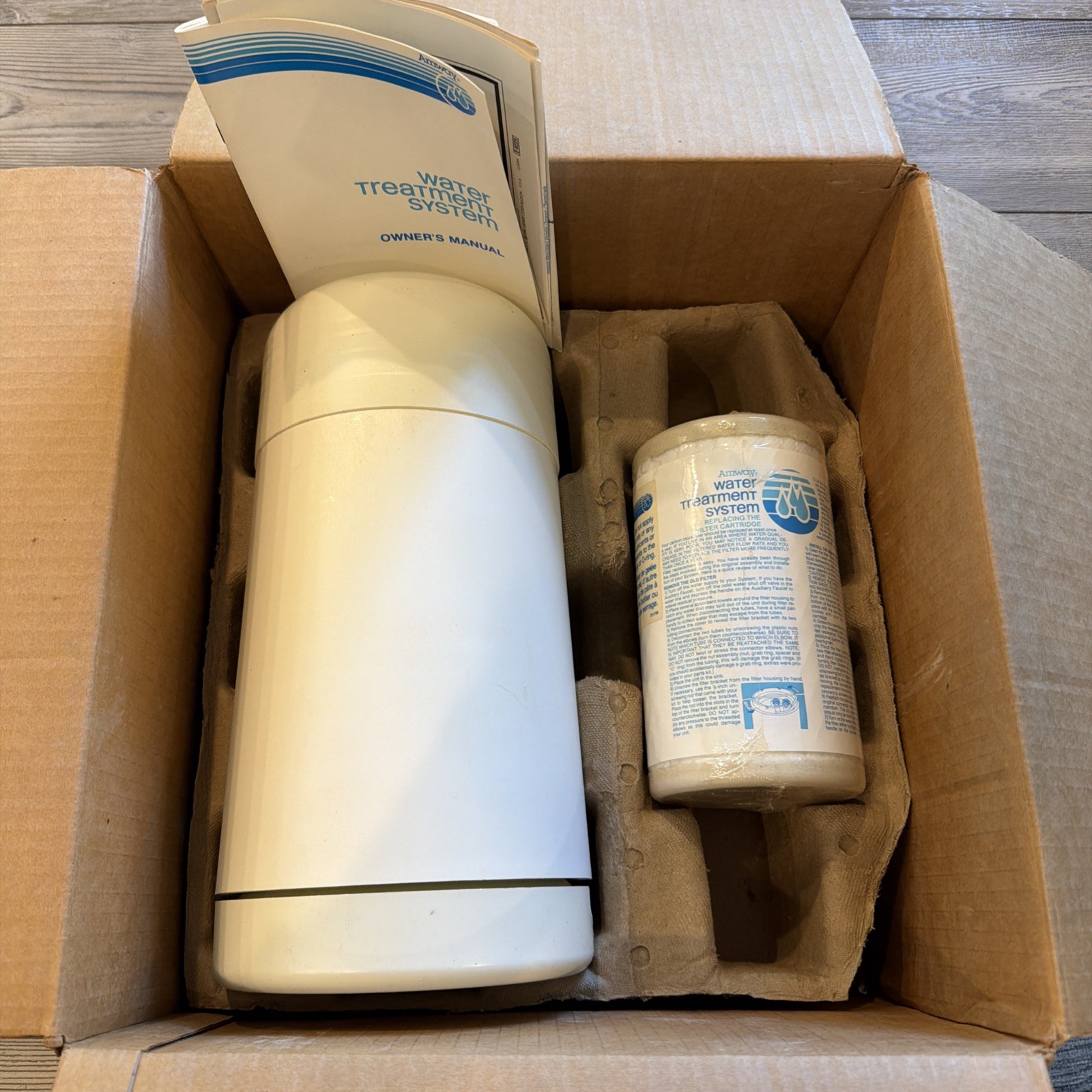 Amway Geniune OEM E-9225 Water Filter System w/OEM E-85 Replacement Filter