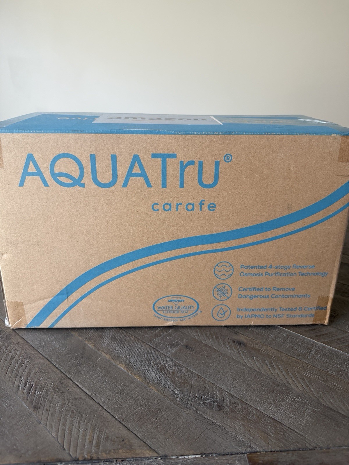 AQUATRU Carafe Countertop Reverse Osmosis Water Purifier NEW open Box