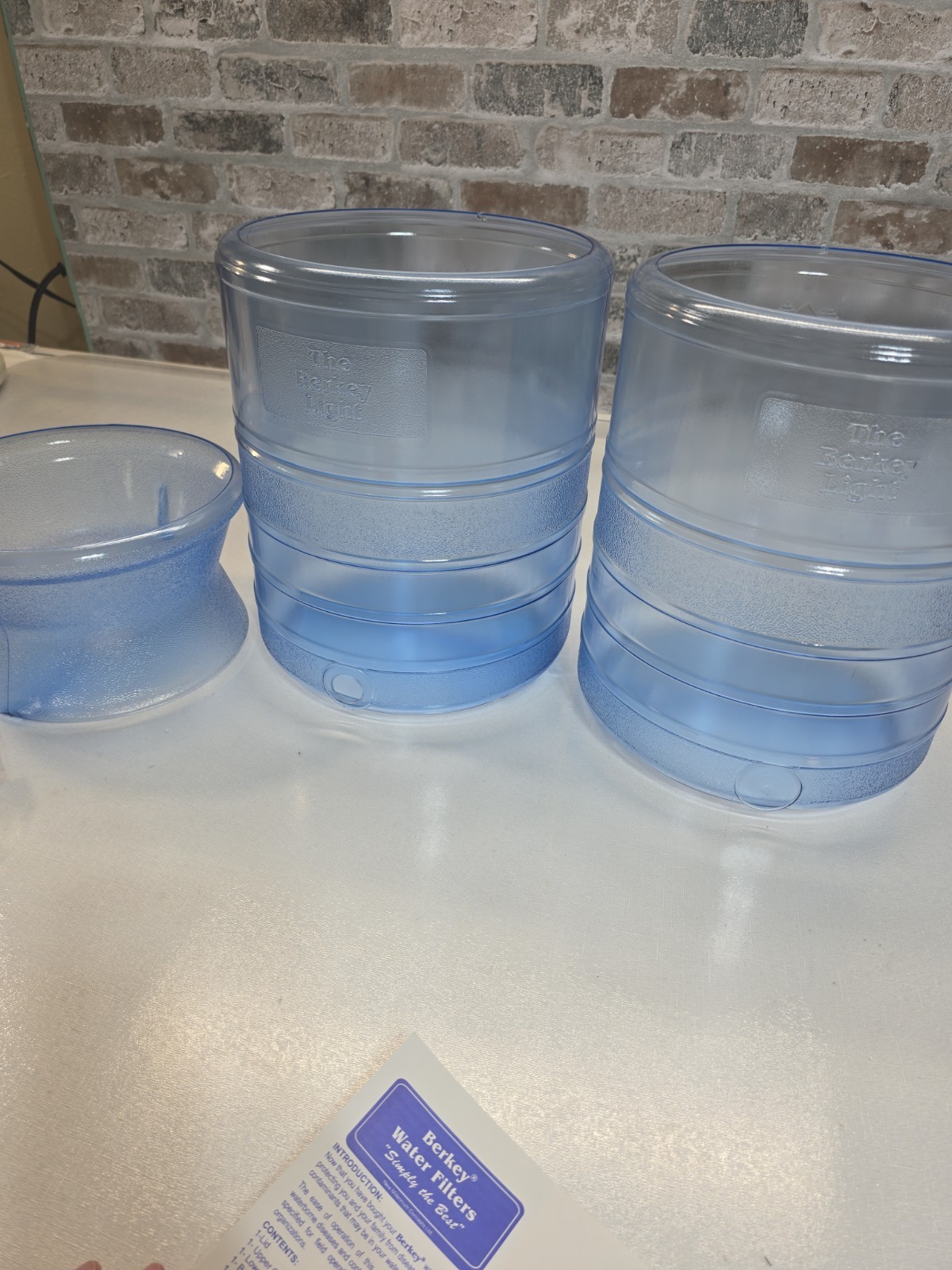 Berkey Light Water Filtration System W/2 Black Filter Elements ****READ***
