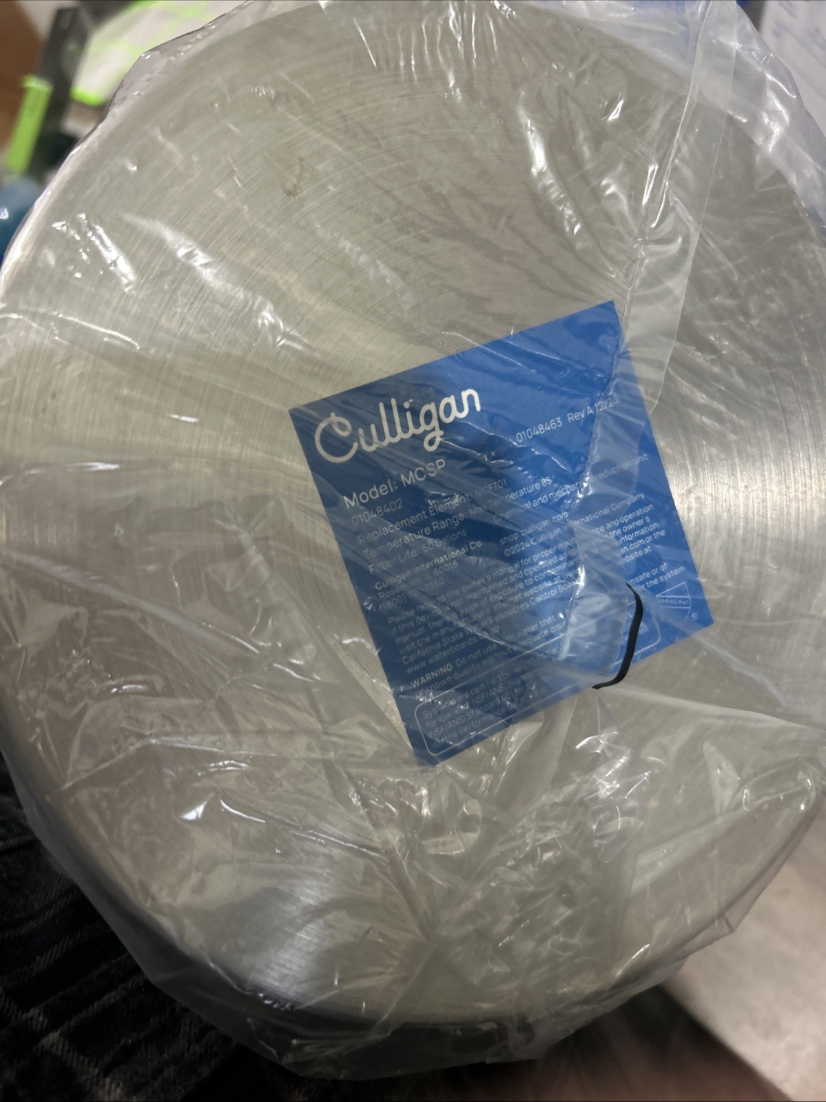 Culligan MaxClear Technology 2.25 Gallon Gravity Water Filter System W 2 Filters
