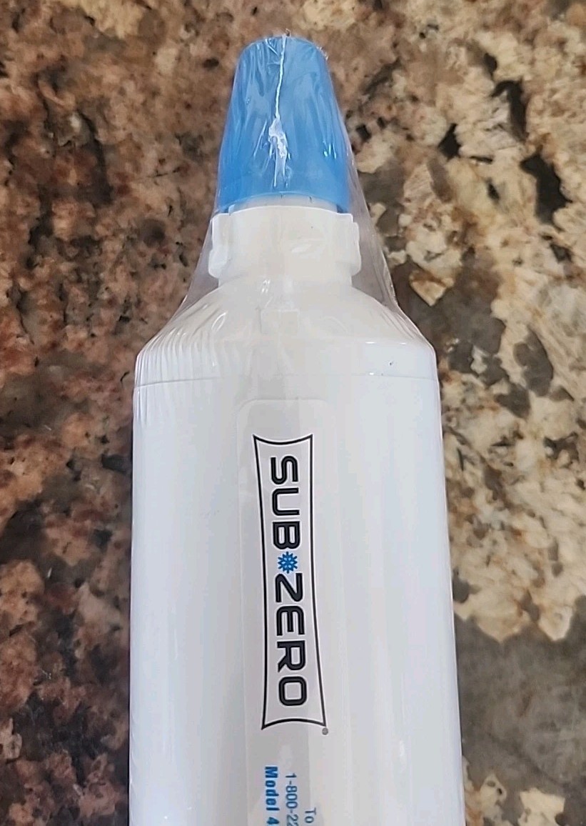 Sub-Zero 4204490 Refrigerator Water Filter Cartridge Replacement 1 Pack OEM