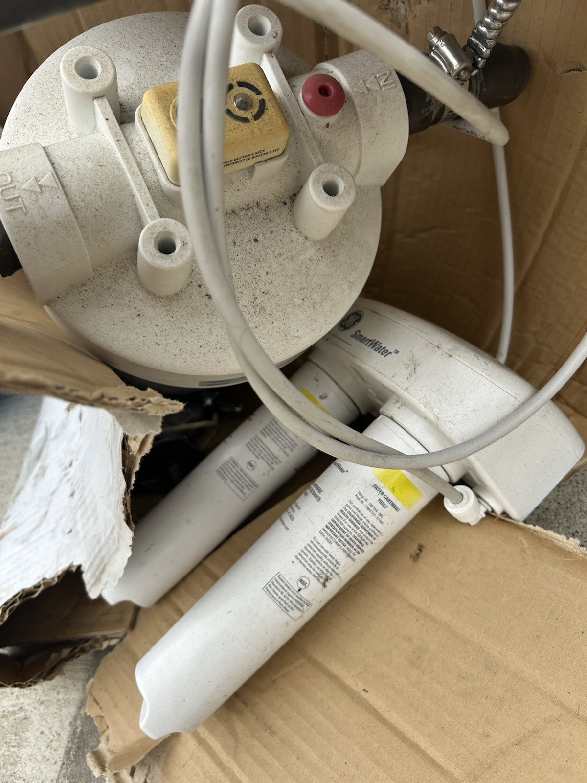 GE SmartWater Under Sink Water Filter System with Multiple Cartridges