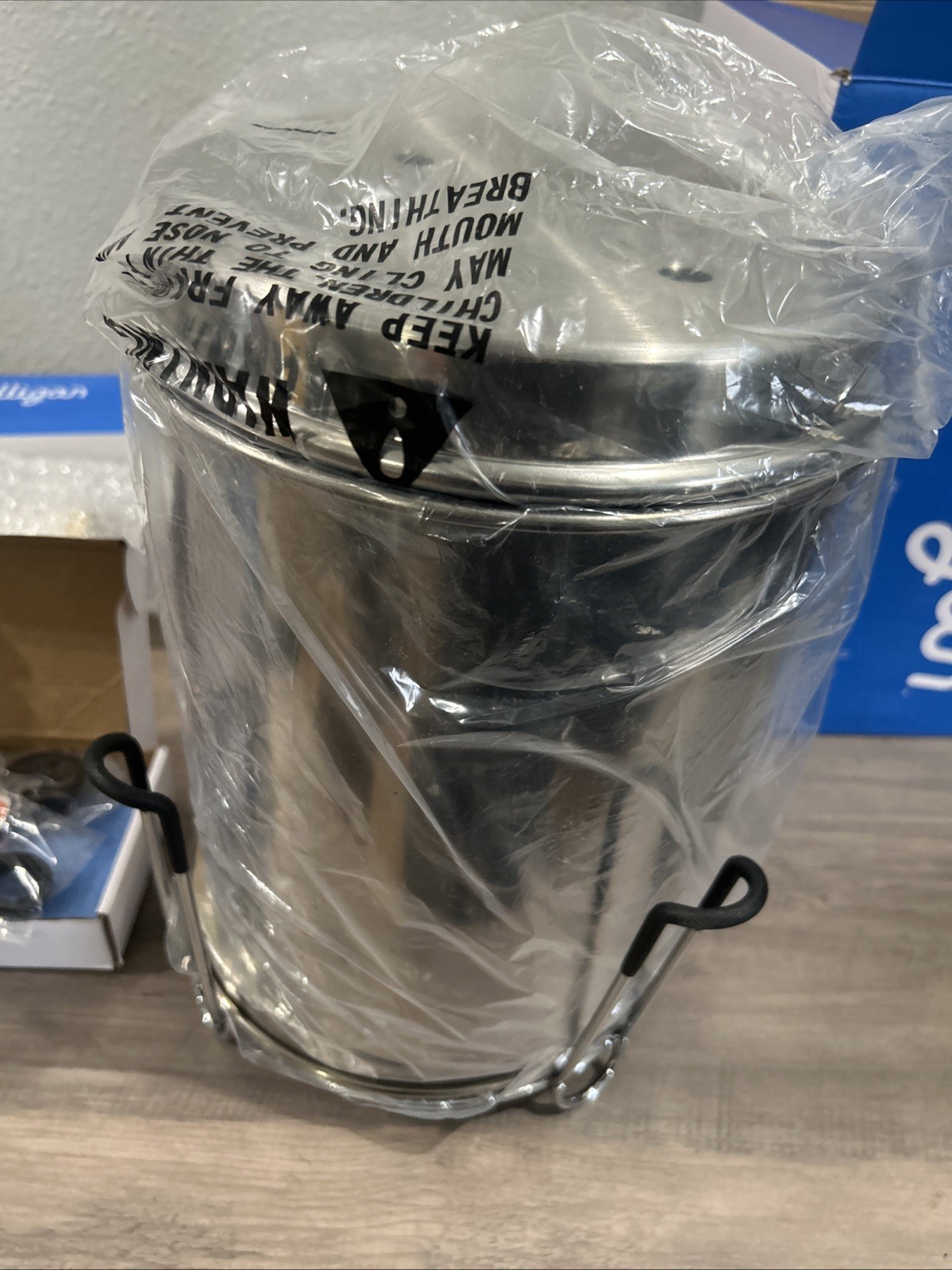 Culligan MaxClear Technology 2.25 Gallon Gravity Water Filter System W 2 Filters