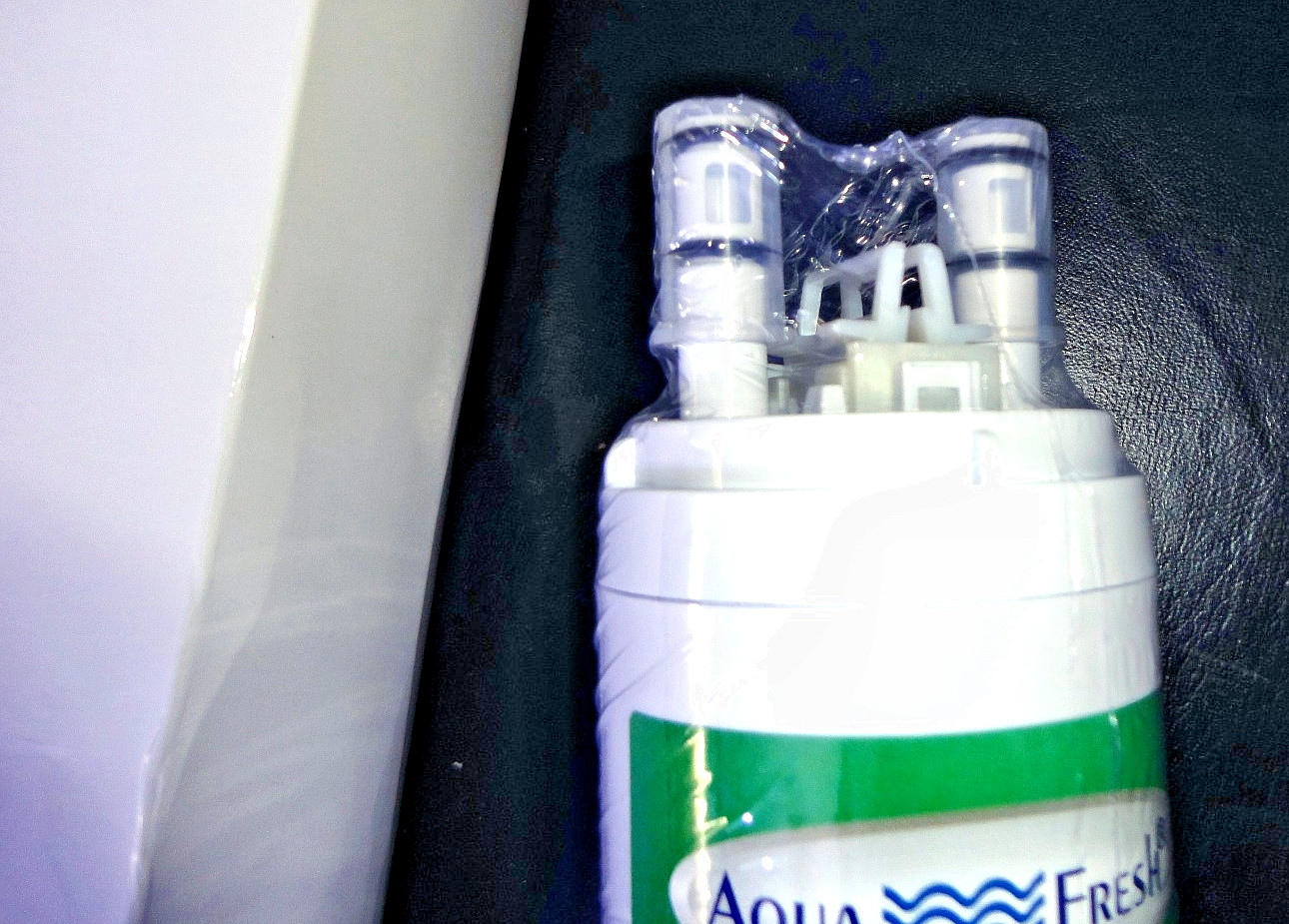 Aqua Fresh WF425 Refrigerator Water Filter Replacement For Frigidaire WF3CB