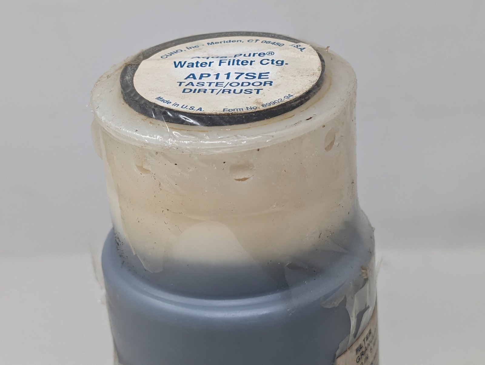 CUNO Aqua-Pure AP117SE 10in 5 Micron Carbon Water Filter Cartridge (94)